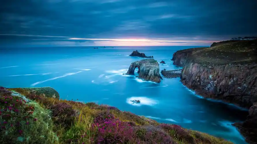 2k岩石壁纸-黄昏与蓝调-壁纸推荐「哲风壁纸」