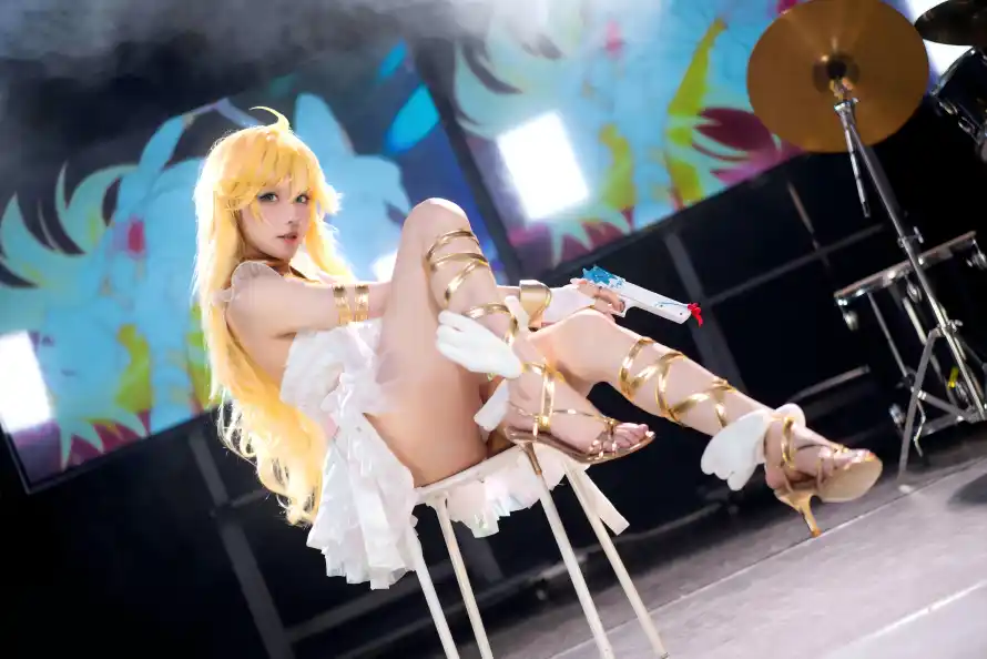 4k天使壁纸 - cos - 高跟鞋 - 白色裙装「哲风壁纸」