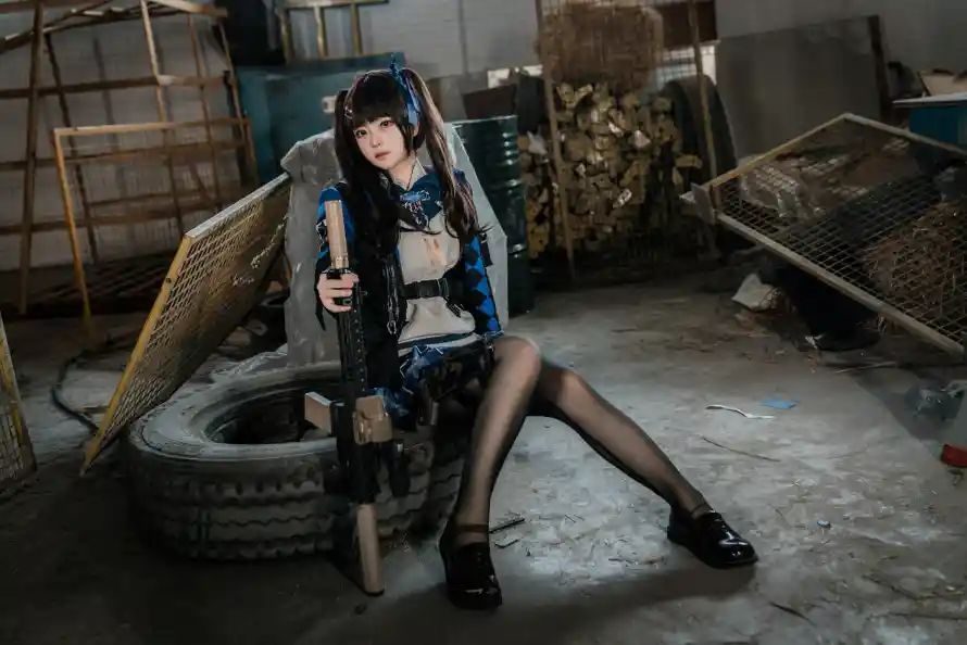 4k持枪壁纸 - 黑丝 - cos - 关小雨「哲风壁纸」