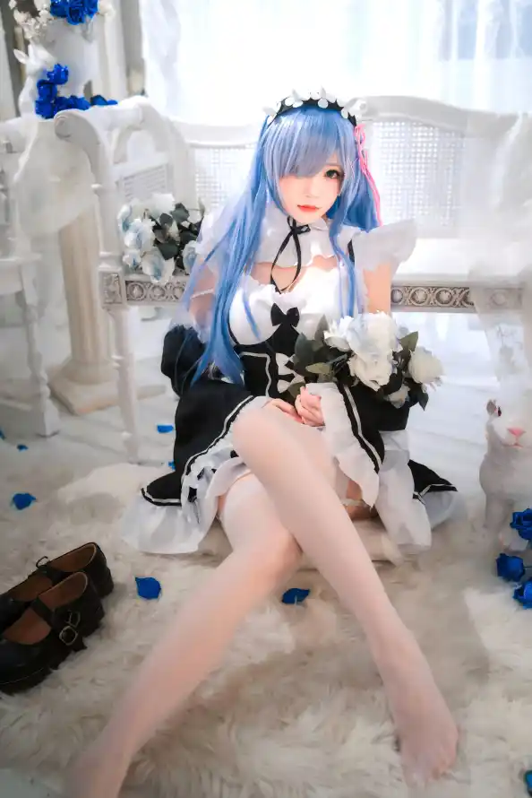 4k女仆壁纸 - 白丝 - 花束 - 蓝发「哲风壁纸」