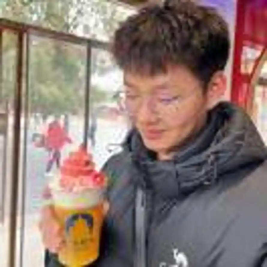 爱清丽儿的头像