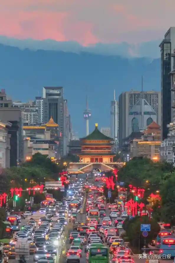 4k壁纸壁纸 - 晚霞 - 车流 - 风景「哲风壁纸」