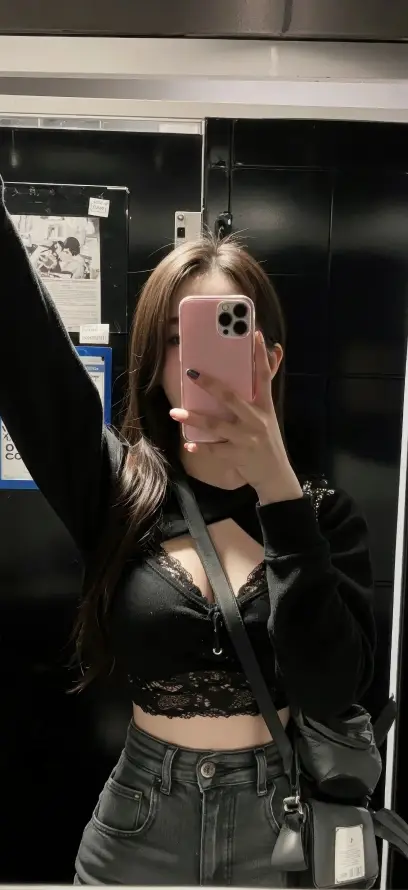 4k美女壁纸 - 自拍 - 黑衣 - Ios「哲风壁纸」