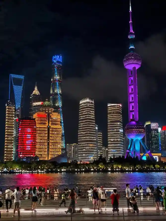 4k上海壁纸 - 人群 - 城市 - 夜景「哲风壁纸」