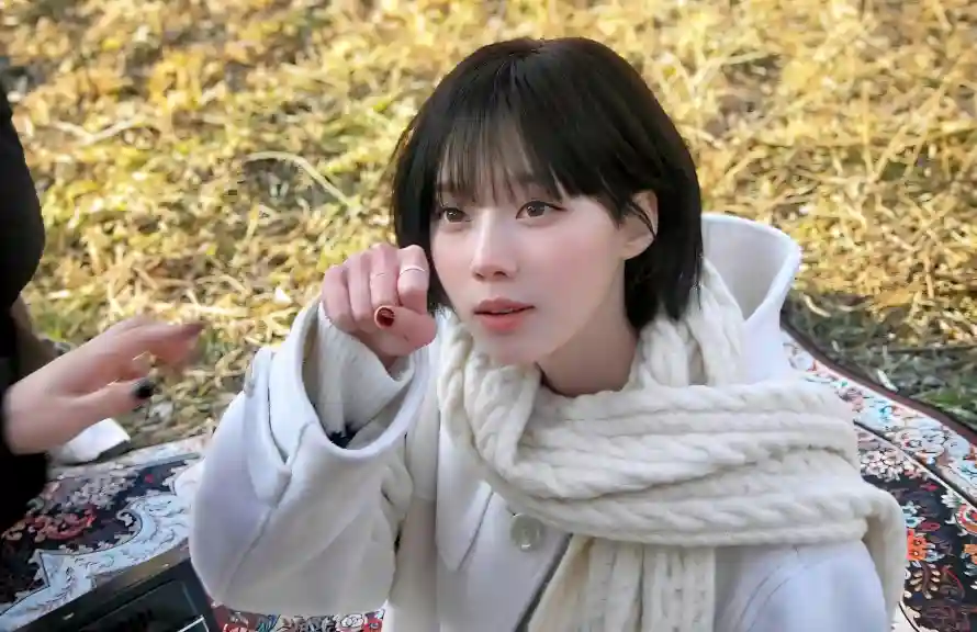 4k互动壁纸 - 休闲 - 围巾 - 户外「哲风壁纸」 4k互动壁纸 - 休闲 - 围巾 - 户外「哲风壁纸」