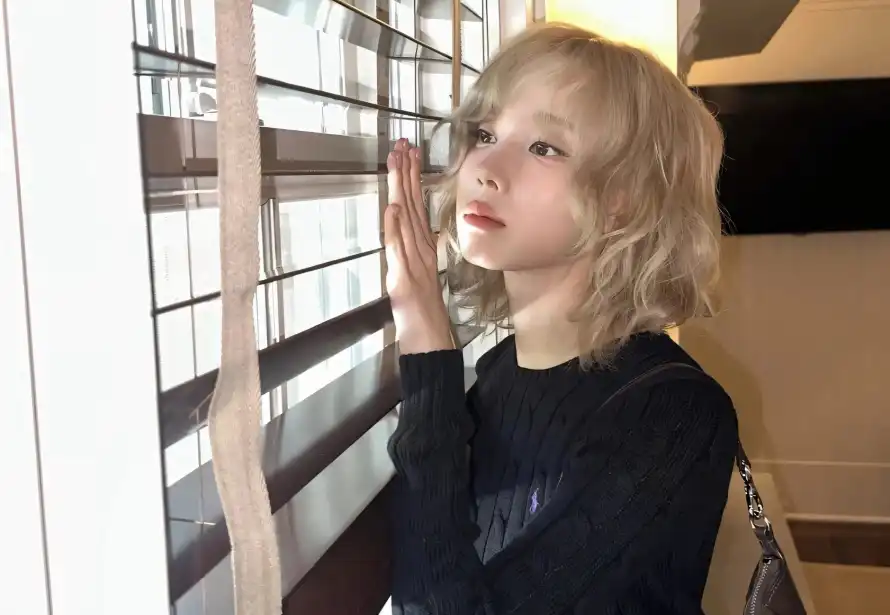 4k卷发壁纸 - 室内 - 居家 - 时尚「哲风壁纸」 4k卷发壁纸 - 室内 - 居家 - 时尚「哲风壁纸」