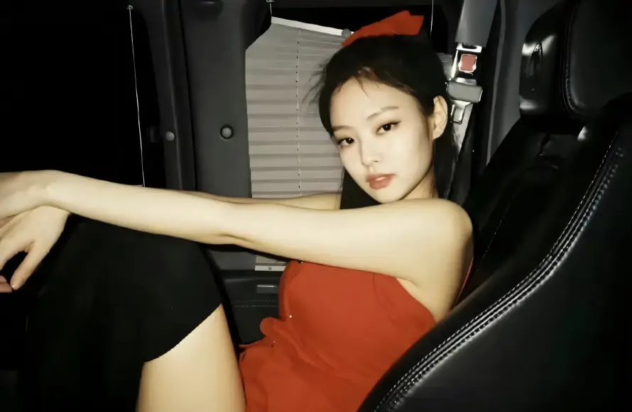 4k坐姿壁纸 - 车内 - 魅力 - 金珍妮「哲风壁纸」 4k坐姿壁纸 - 车内 - 魅力 - 金珍妮「哲风壁纸」