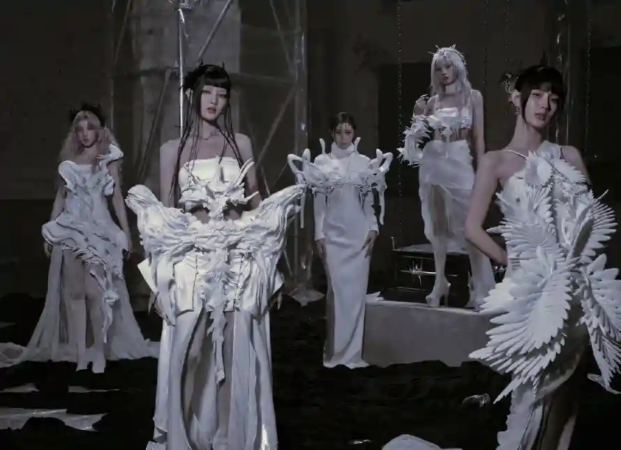 4k时尚壁纸 - 暗黑 - 模特 - 舞台「哲风壁纸」