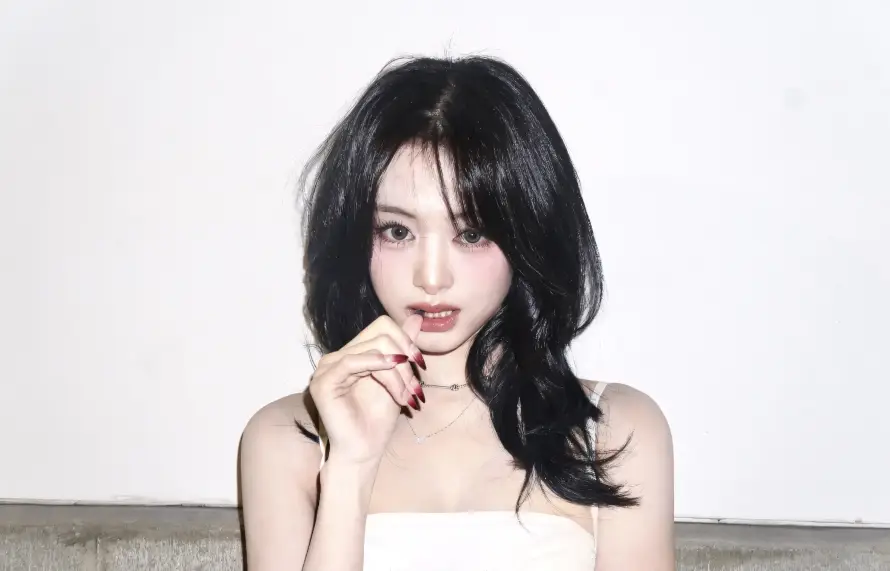 4k简约壁纸 - 冷色调 - 郑雅贤 - 个人写真「哲风壁纸」 4k简约壁纸 - 冷色调 - 郑雅贤 - 个人写真「哲风壁纸」