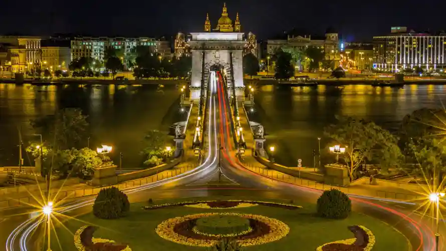 4k城市壁纸 - 夜晚 - 夜景 - 建筑「哲风壁纸」 4k城市壁纸 - 夜晚 - 夜景 - 建筑「哲风壁纸」