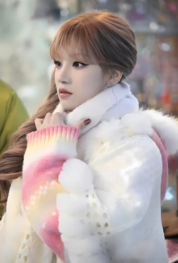 4k长发壁纸 - 侧马尾 - 宋雨琦 - 少女感「哲风壁纸」