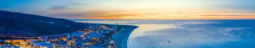 4k城市壁纸 - 城镇 - 夜景 - 山脉「哲风壁纸」