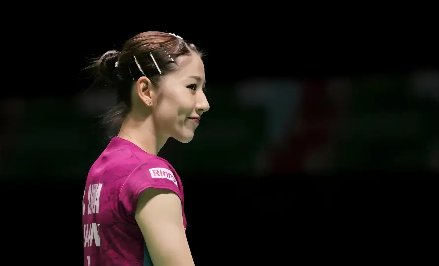 2k侧脸壁纸-运动装壁纸和赛场-体育明星免费下载「哲风壁纸」