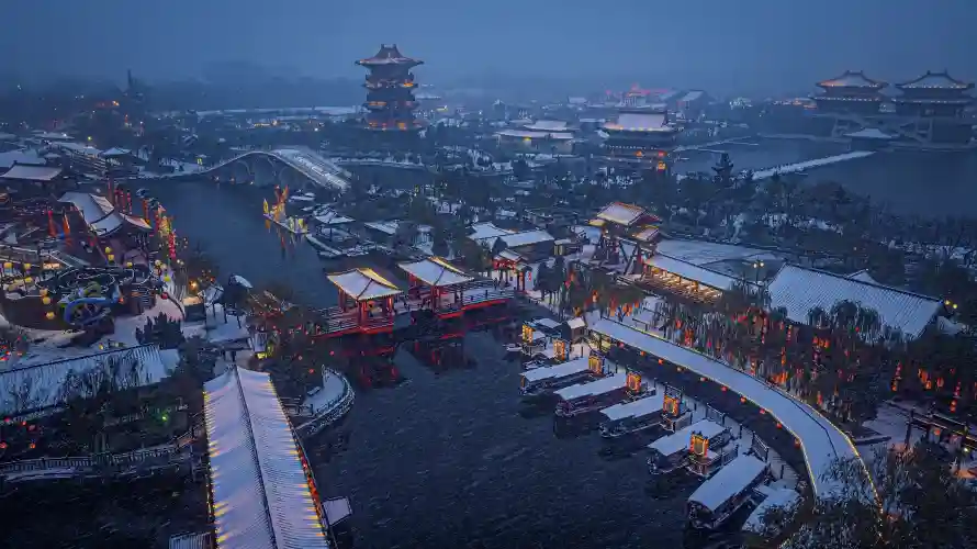 4k冬日壁纸 - 城市 - 城楼 - 夜景「哲风壁纸」 4k冬日壁纸 - 城市 - 城楼 - 夜景「哲风壁纸」