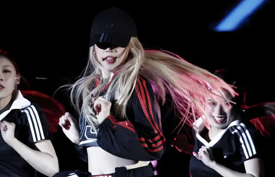 4k伴舞壁纸 - 墨镜 - 帽子 - 演出「哲风壁纸」