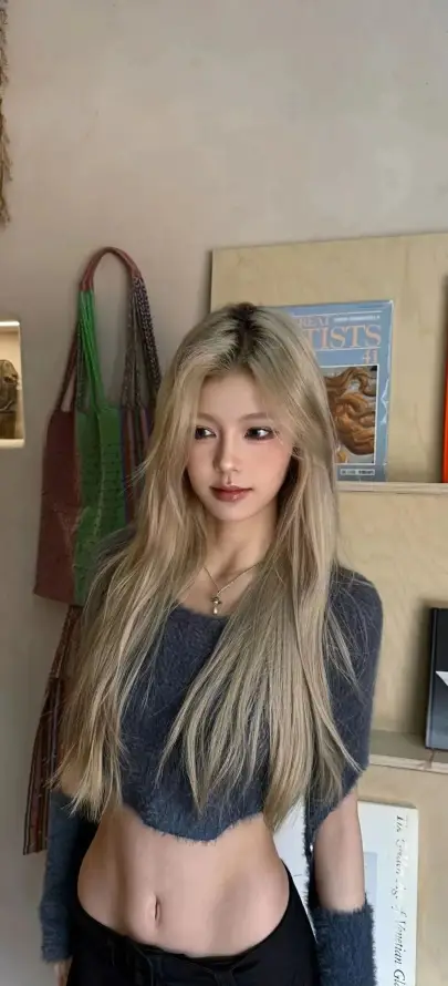 4k书籍壁纸 - 居家 - 简约 - 美女「哲风壁纸」