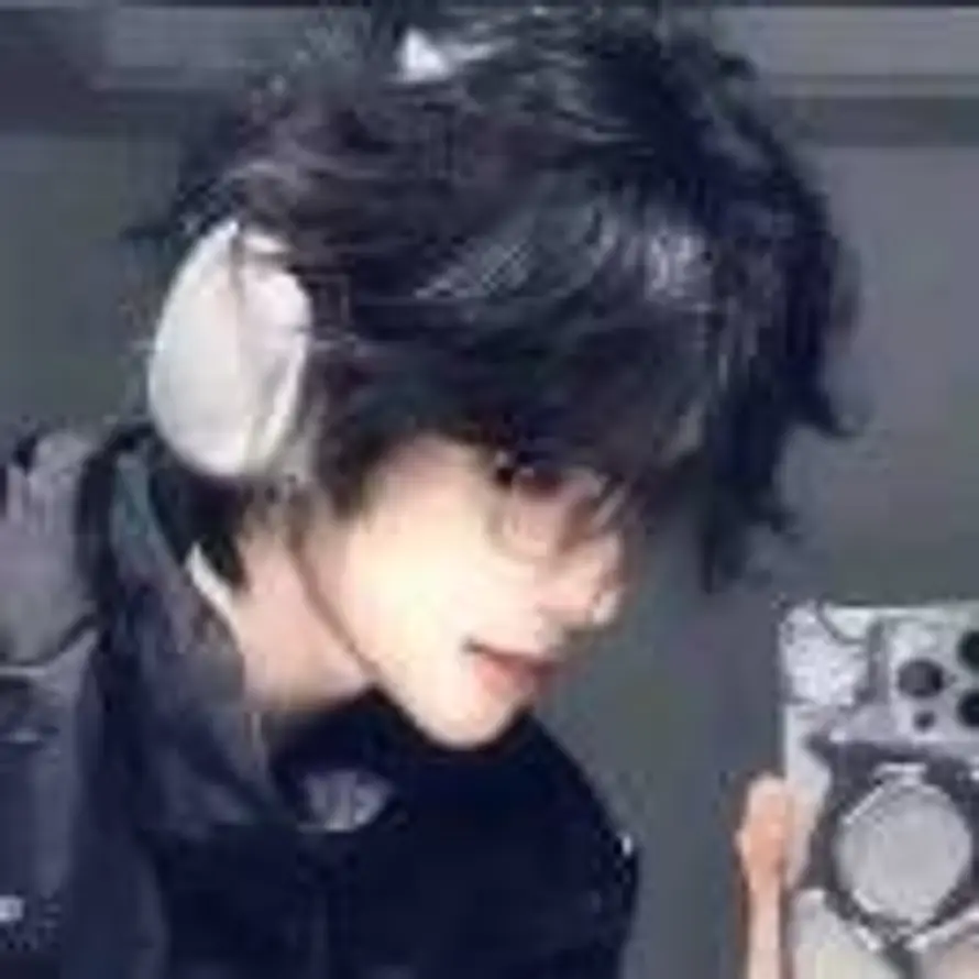 贤鱼不咸的头像