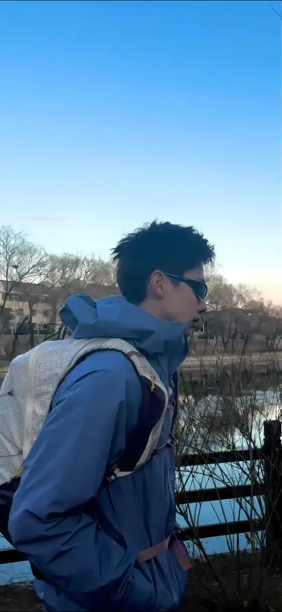 4k墨镜壁纸 - 户外 - 旅行 - 栏杆「哲风壁纸」