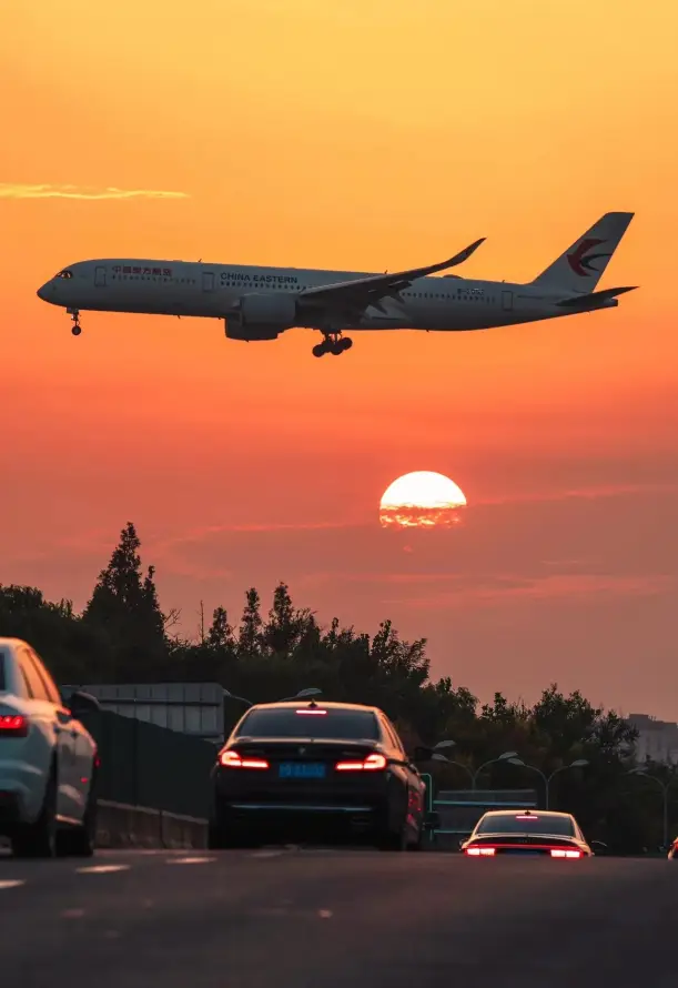 4k交通壁纸 - 公路 - 剪影 - 夕阳「哲风壁纸」