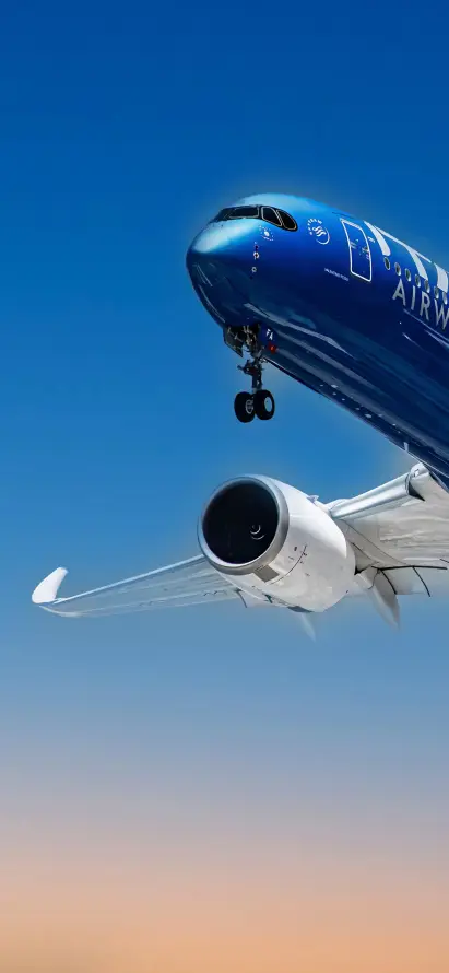 4k天空壁纸 - 客机 - 引擎 - 机翼「哲风壁纸」