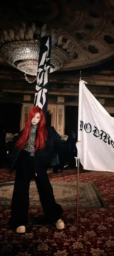 4k个性壁纸 - 吊灯 - 地毯 - 旗帜「哲风壁纸」