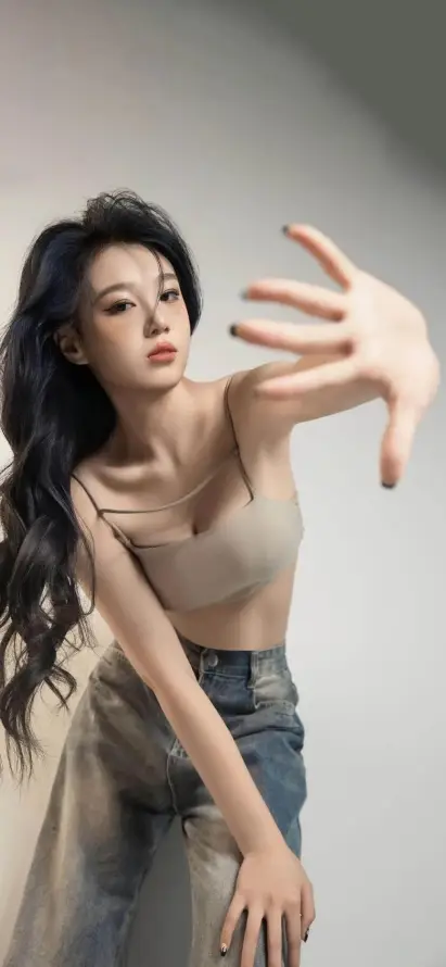 4k牛仔裤壁纸 - 艺术照 - 人像摄影 - 女性写真「哲风壁纸」