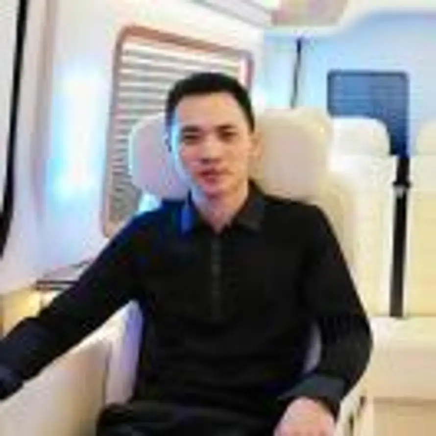 用户老6创始人的头像