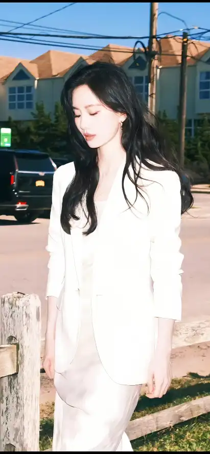 4k优雅壁纸 - 女性 - 户外 - 房屋「哲风壁纸」