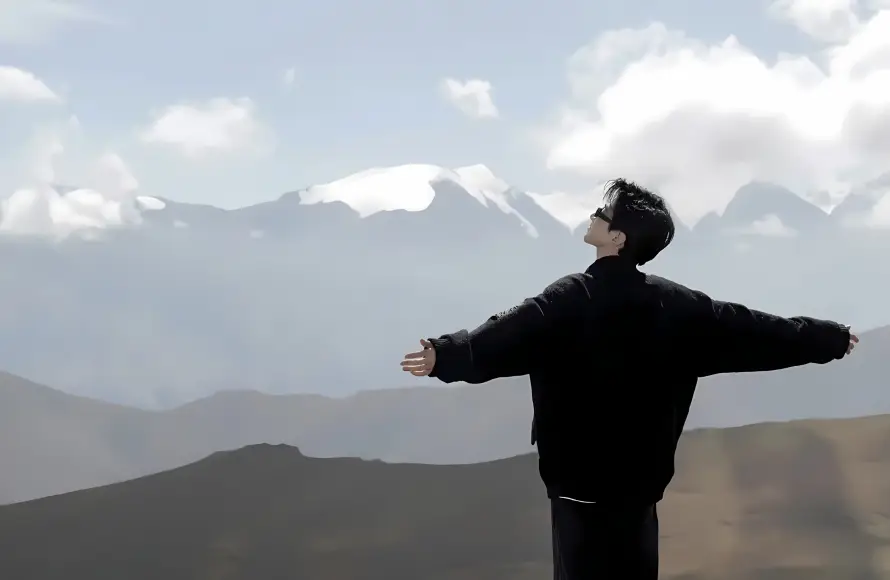 4k云朵壁纸 - 天空 - 山川 - 山脉「哲风壁纸」