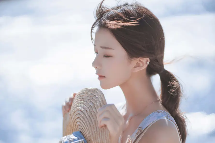 4k休闲壁纸 - 唯美 - 夏日 - 女生「哲风壁纸」