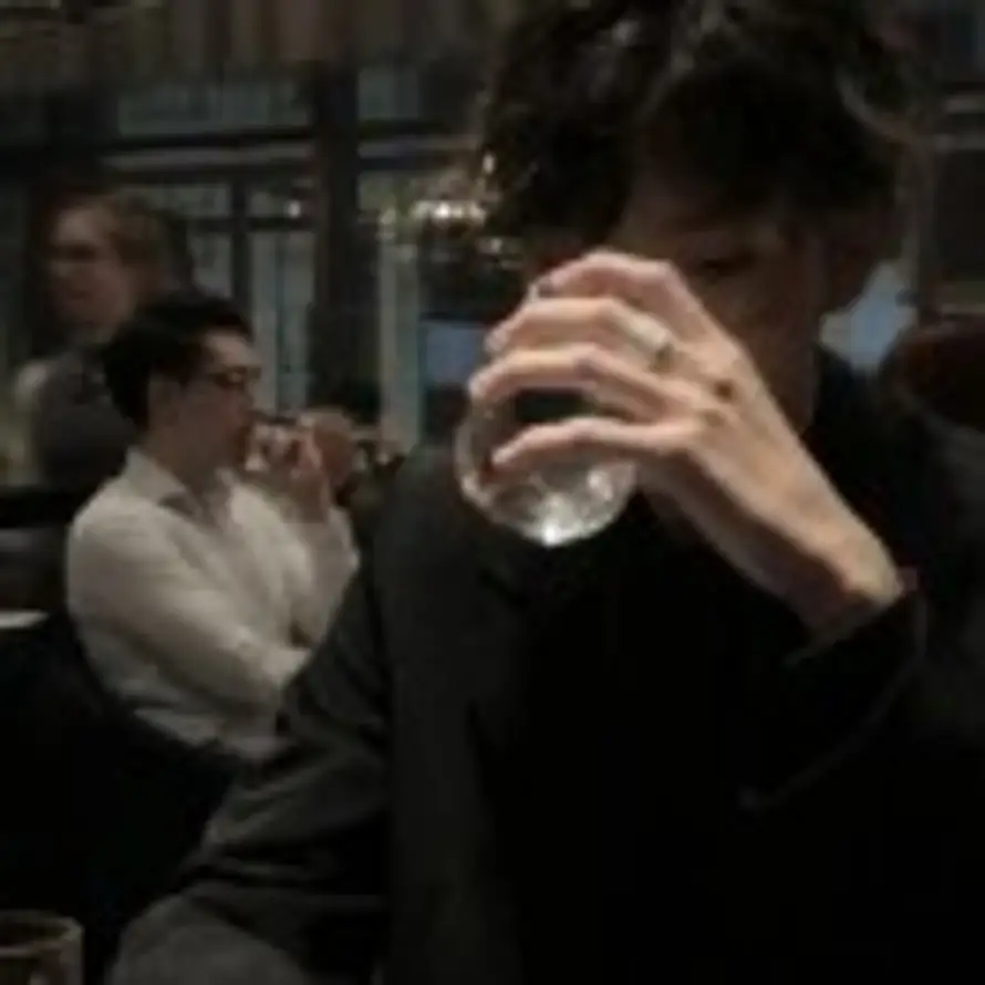 俗了朋友的头像