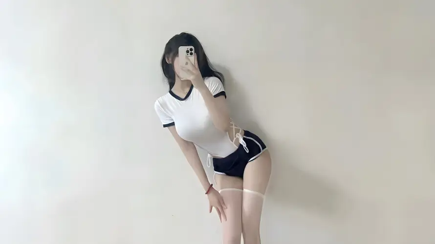 8k室内壁纸-紧身衣和性感-简约背景热门的壁纸「哲风壁纸」