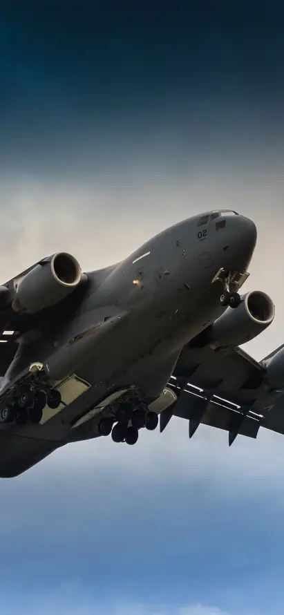 4k军事壁纸 - 军机 - 天空 - 空军「哲风壁纸」