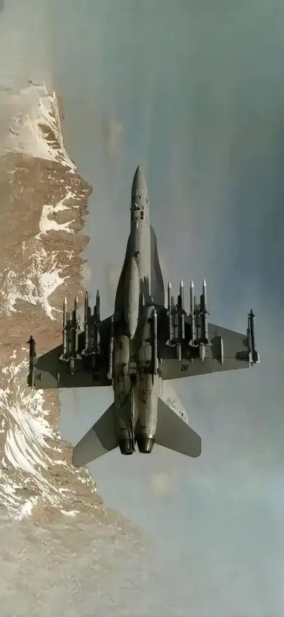 4k军事壁纸 - 军机 - 天空 - 山峦「哲风壁纸」