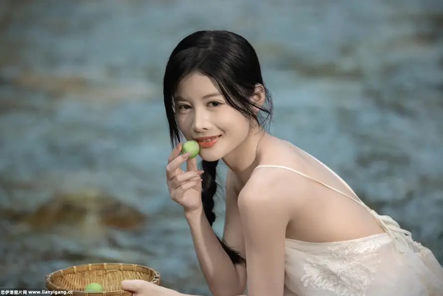 4k丽人壁纸 - 夏日 - 户外 - 清凉「哲风壁纸」