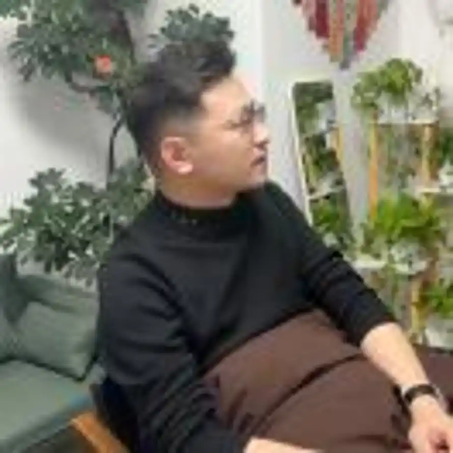 戴继斌 I 修数码 I 资源整合变现🌍的头像