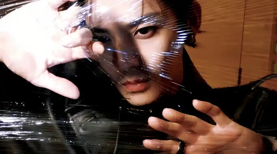 2k侯明昊壁纸-塑料膜壁纸和个性写真-冷峻气质「哲风壁纸」