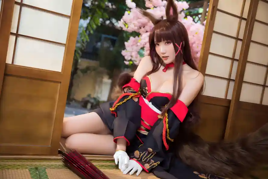 4k和服壁纸 - 木门 - 樱花 - 红衣「哲风壁纸」