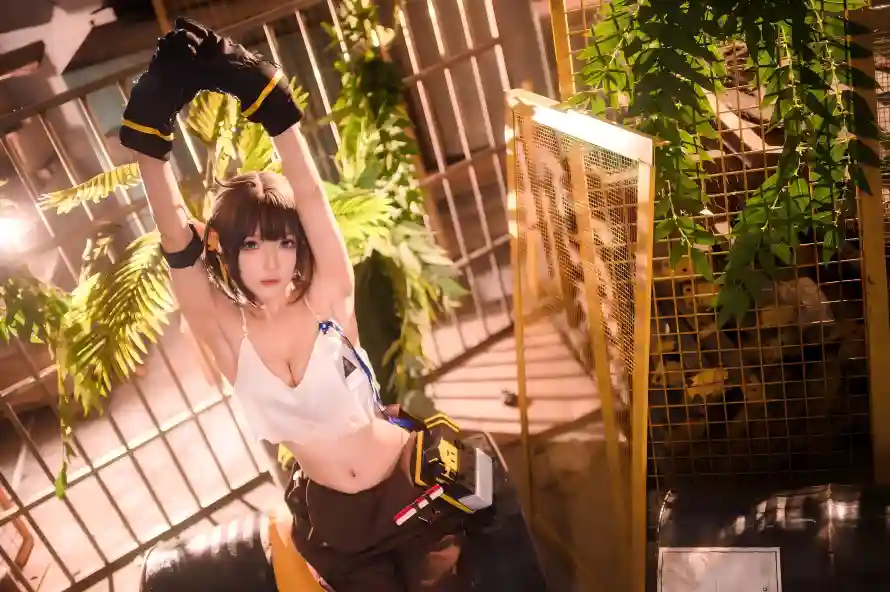 4k活力壁纸 - 美女 - cos - 室内场景「哲风壁纸」