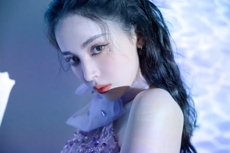 4k女明星壁纸 - 优雅姿态 - 古力娜扎 - 影视明星「哲风壁纸」