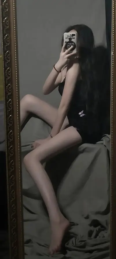 4k优雅壁纸 - 写真 - 坐姿 - 女性「哲风壁纸」