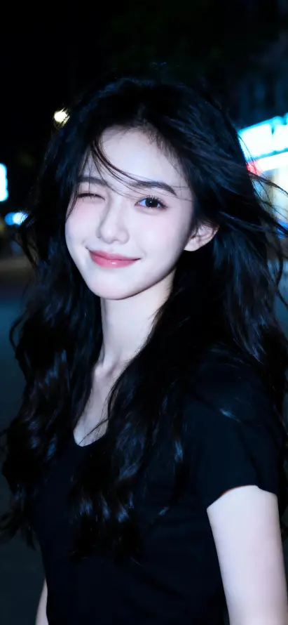 4k休闲壁纸 - 壁纸 - 夜晚 - 微笑「哲风壁纸」