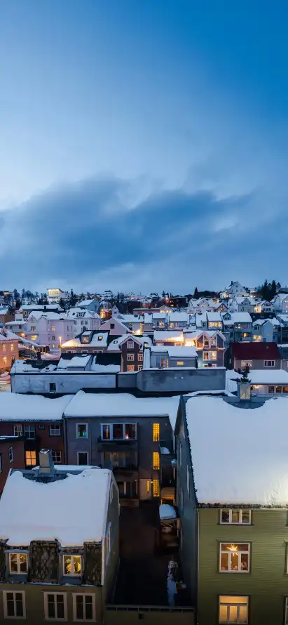 4k冬日壁纸 - 小镇 - 屋顶 - 房屋「哲风壁纸」