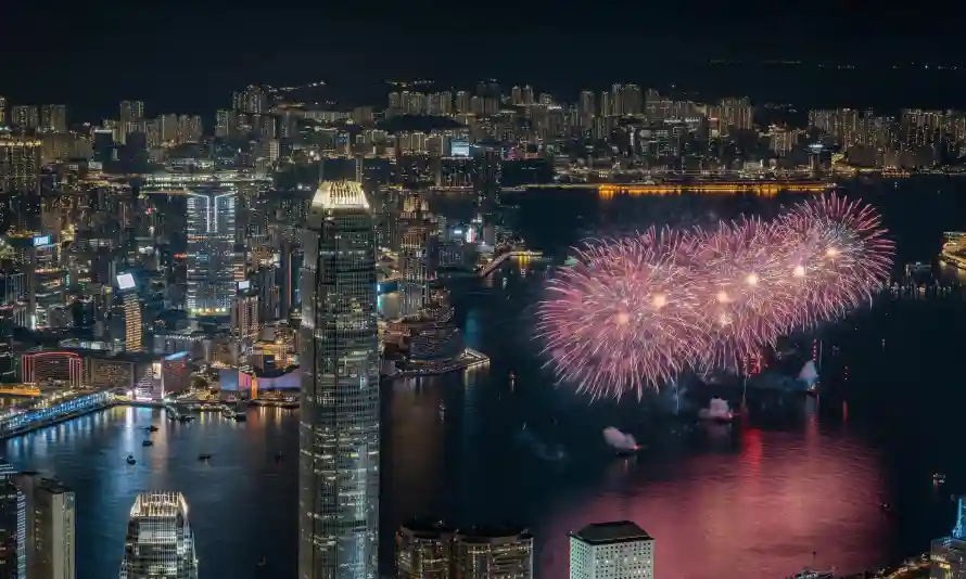 4k反射壁纸 - 城市 - 壁纸 - 夜晚「哲风壁纸」