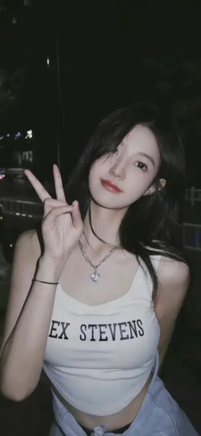 4k休闲壁纸 - 夜景 - 手链 - 美女「哲风壁纸」