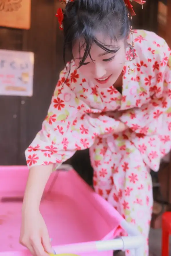 4k低头壁纸 - 写真 - 可爱 - 和服「哲风壁纸」