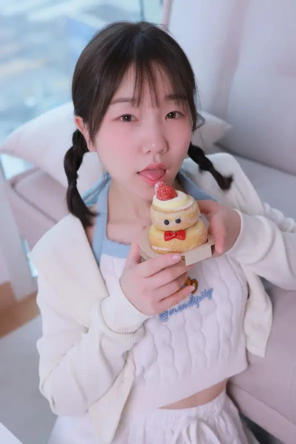 4k休闲壁纸 - 可爱 - 居家 - 抱枕「哲风壁纸」