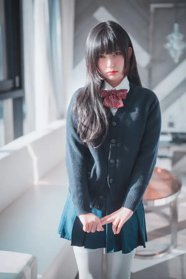 4k室内壁纸 - 甜美 - 窗台 - 长发「哲风壁纸」