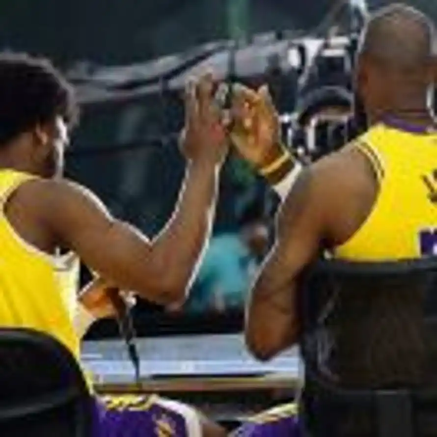 别挡路人甲的头像