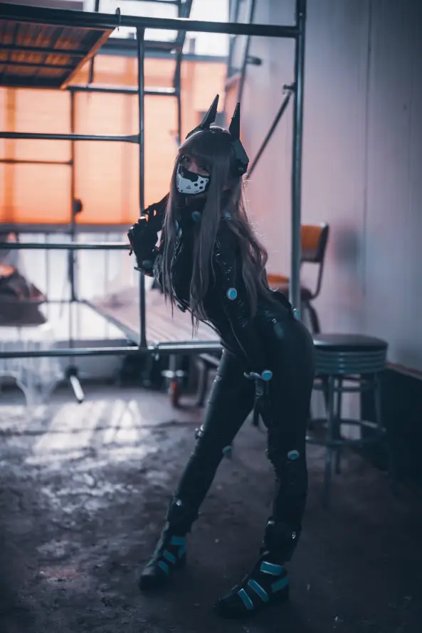 4k兔耳壁纸 - 室内 - 暗调 - 神秘「哲风壁纸」